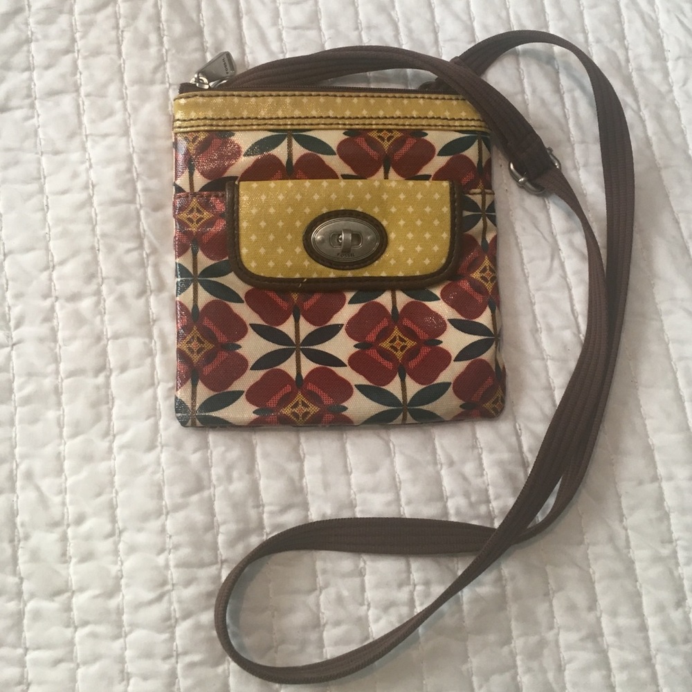 Fossil Waxed Key-Per Crossbody